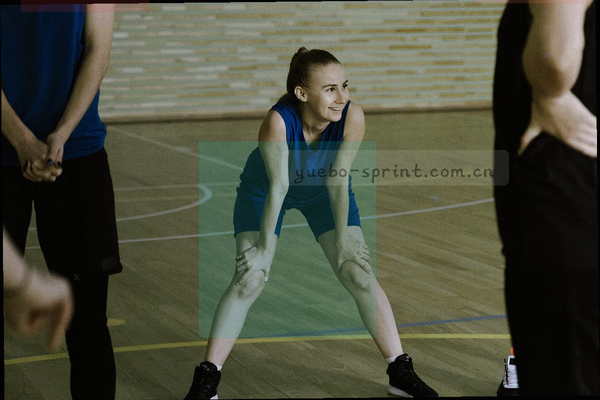 横向流程信息图，从赛事层级经赛季区间到指标取值的处理路径，节点用直角方块与细线箭头连接